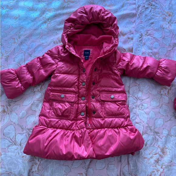 Baby Gap Snow Bib and Coat ready for your new little ski bunny!! - Picture 2 of 3